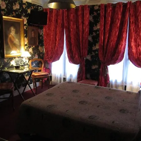 دي نيس فندق باريس