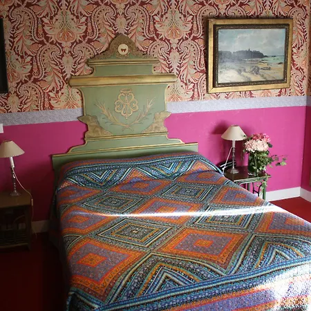 دي نيس فندق