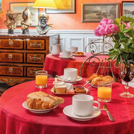 دي نيس فندق باريس