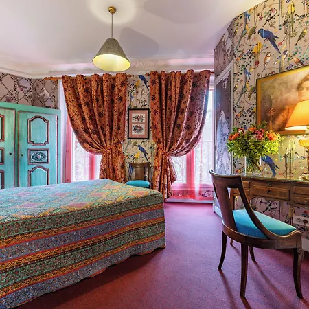 دي نيس فندق