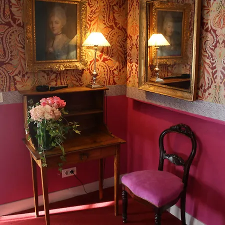 Otel De Paris