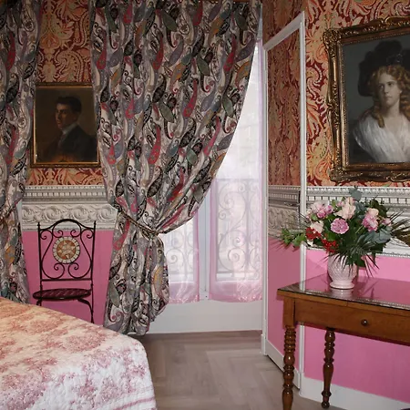 Hotel De Parigi