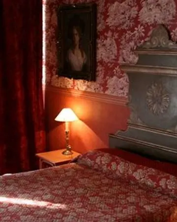 De Otel 3*