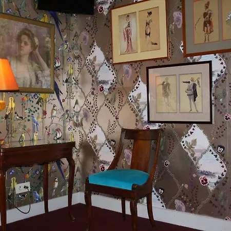 De 3* Paris